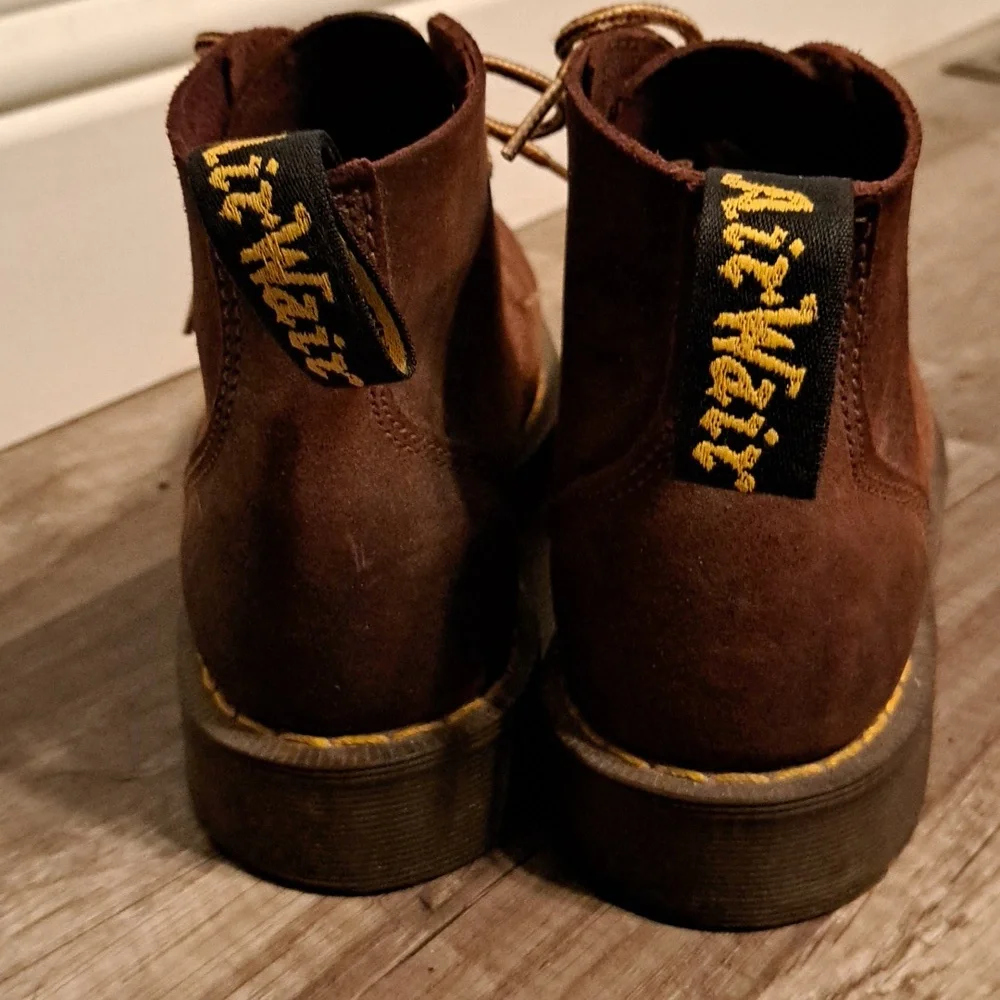 Vintage Dr. Martens Made In England - Picture 5 of 9